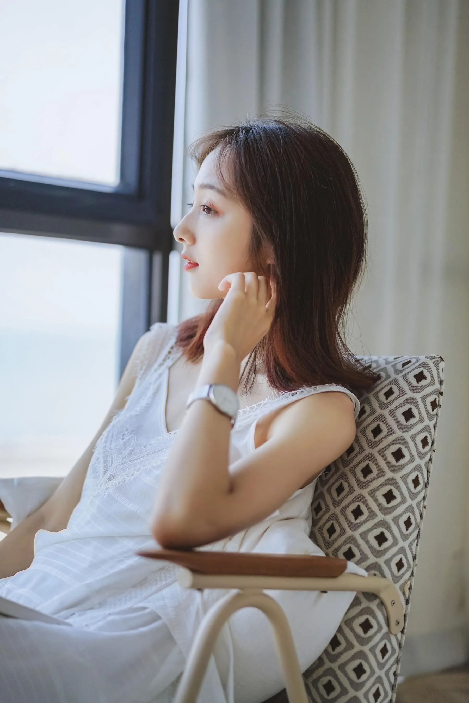 [艺图语] 2022.05.31 静谧的时光 戴黎婷 [22P]插图1